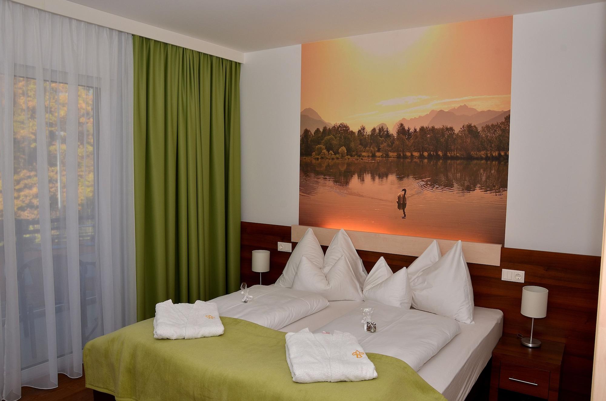Spirodom Hotel 4*
