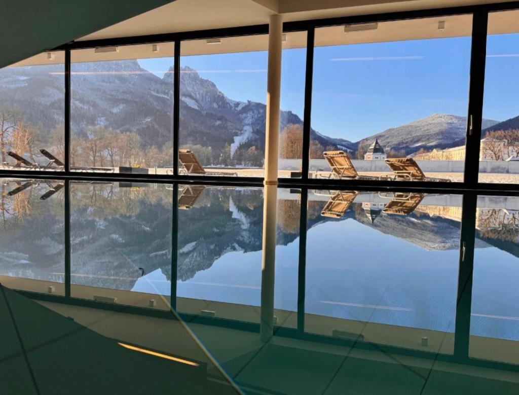 Spirodom Hotel 4*